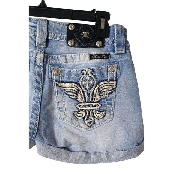 Miss Me Womens Denim Shorts 28" Wing Embroidery Bling Cut Off Style Shorties Y2K - Picture 6 of 8